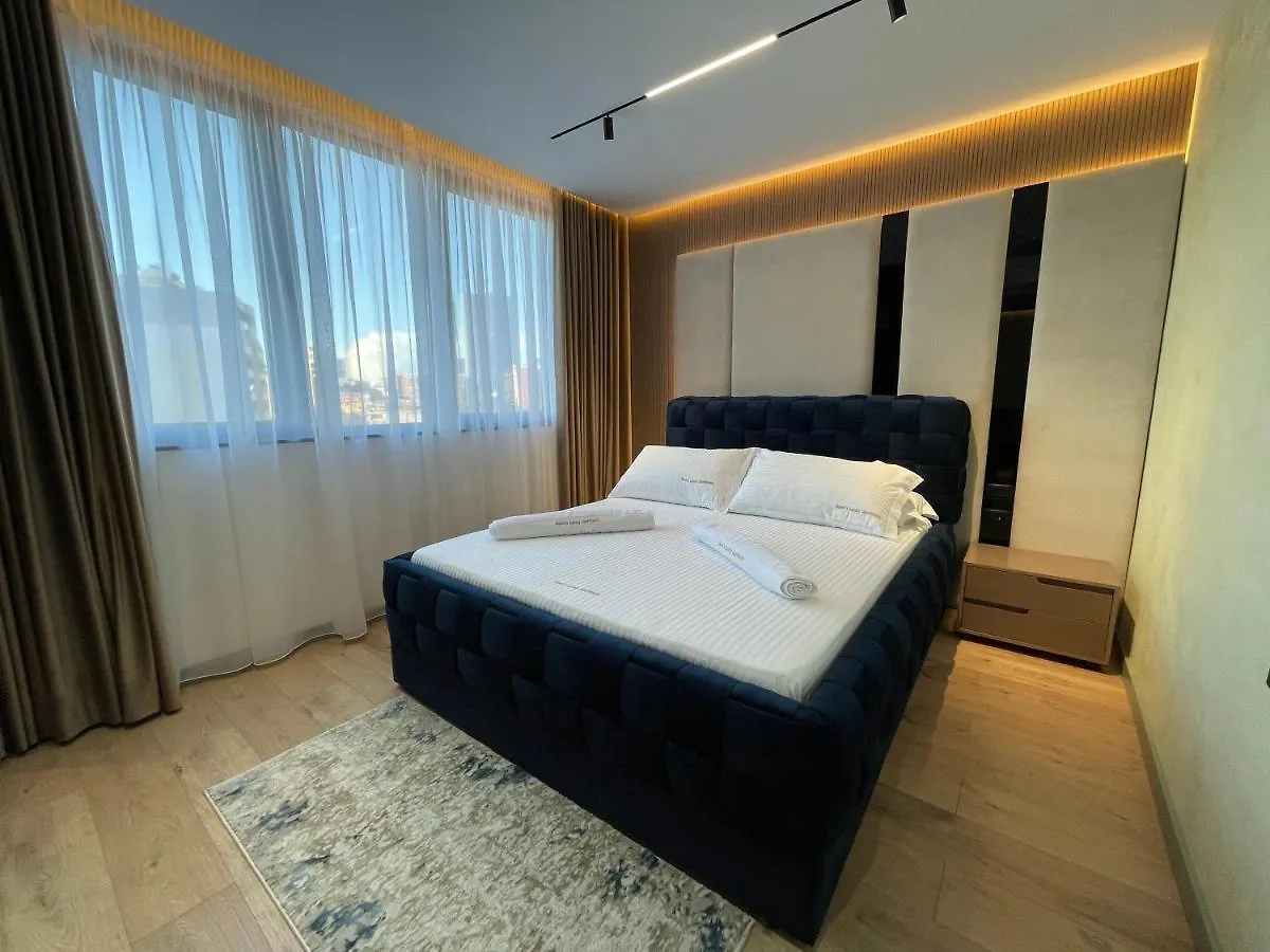 Queens Luxury Apartments Tirana