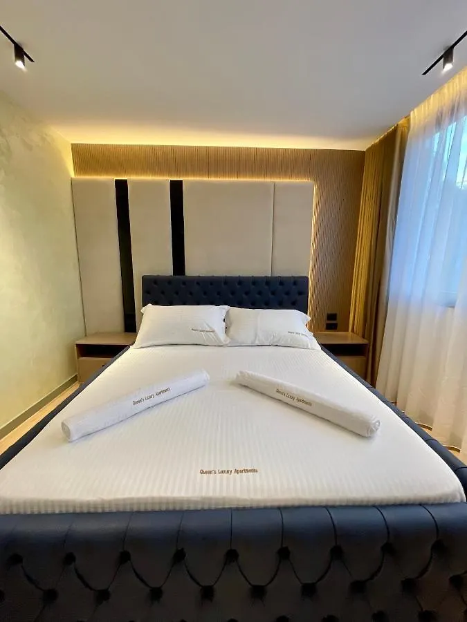 Queens Luxury Apartments Tirana 0*,