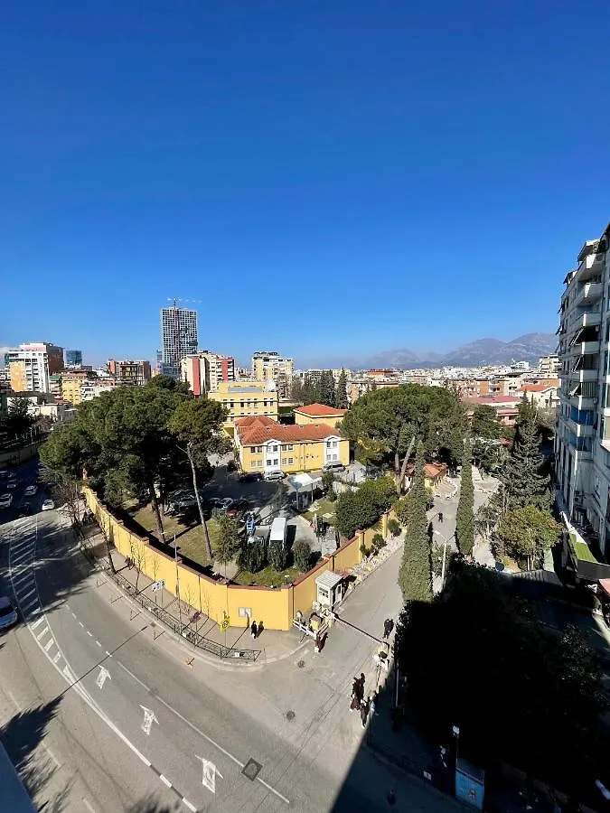 Queens Luxury Apartments Tirana